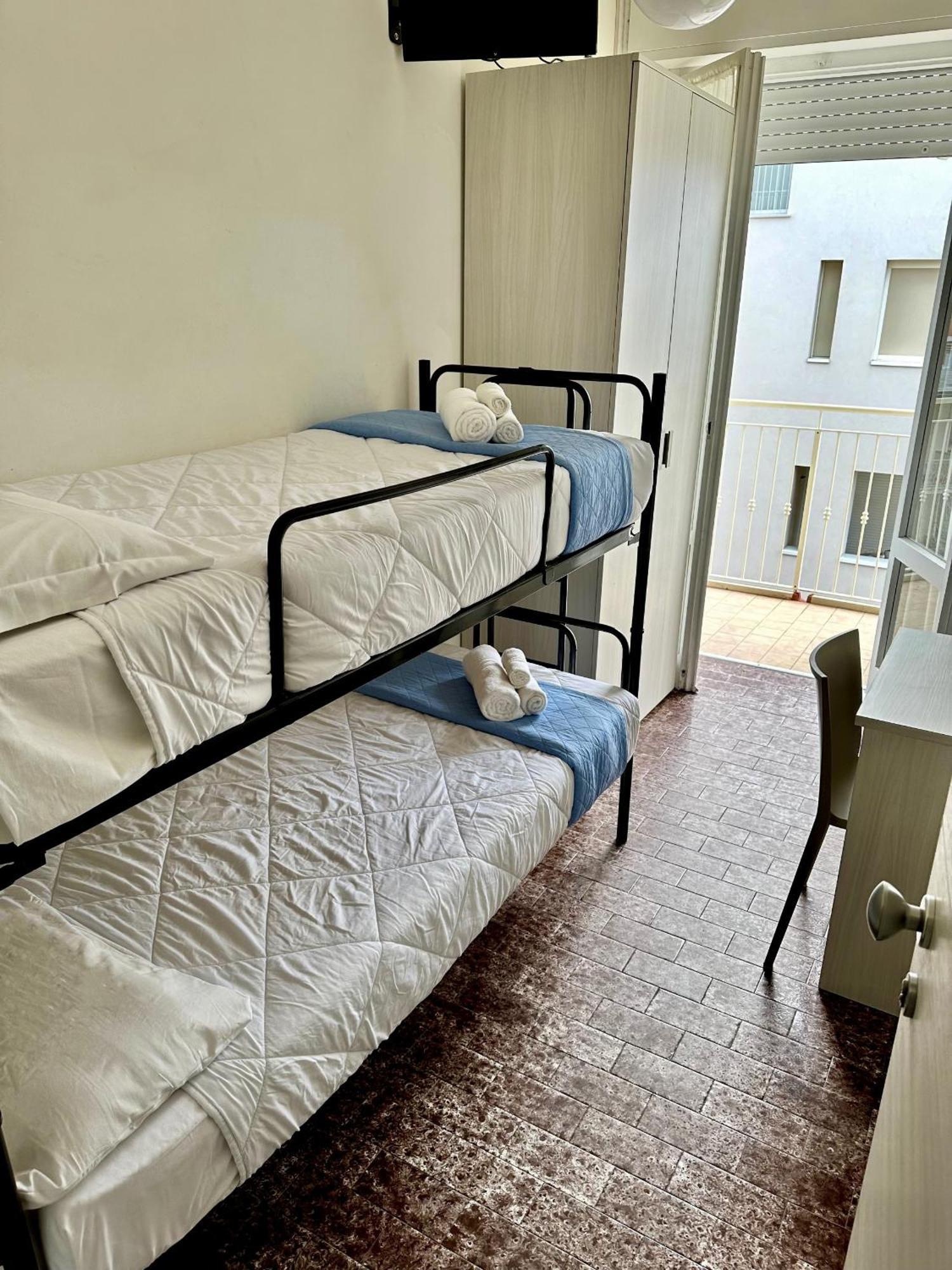 Hotel Napoleon リッチョーネ エクステリア 写真