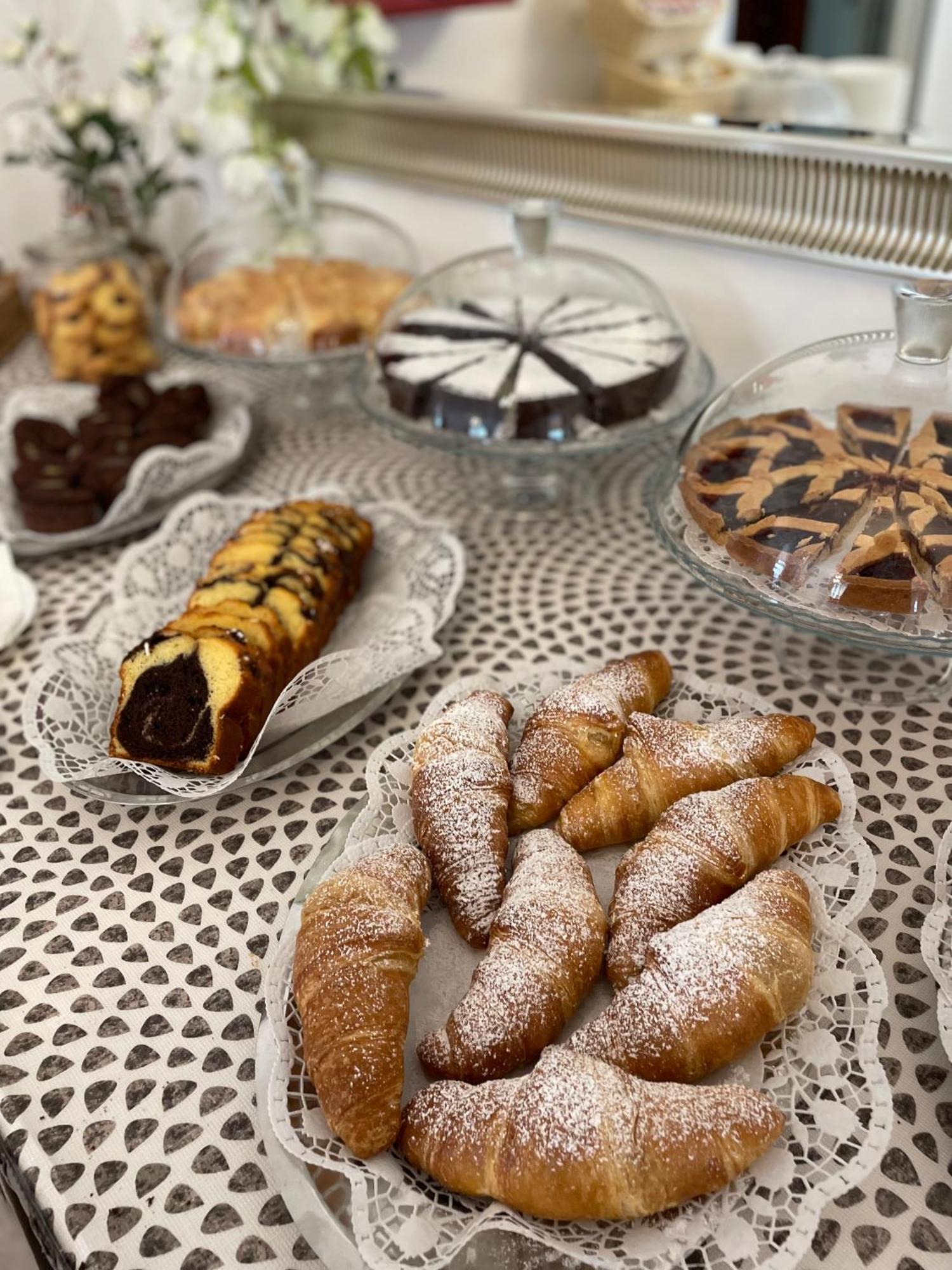 Hotel Napoleon リッチョーネ エクステリア 写真