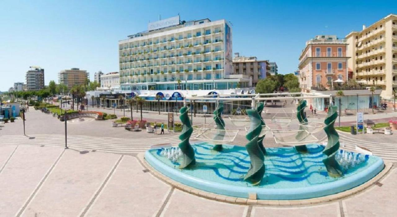 Hotel Napoleon リッチョーネ エクステリア 写真